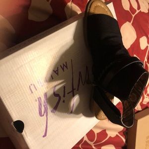 Black Blowfish sandals